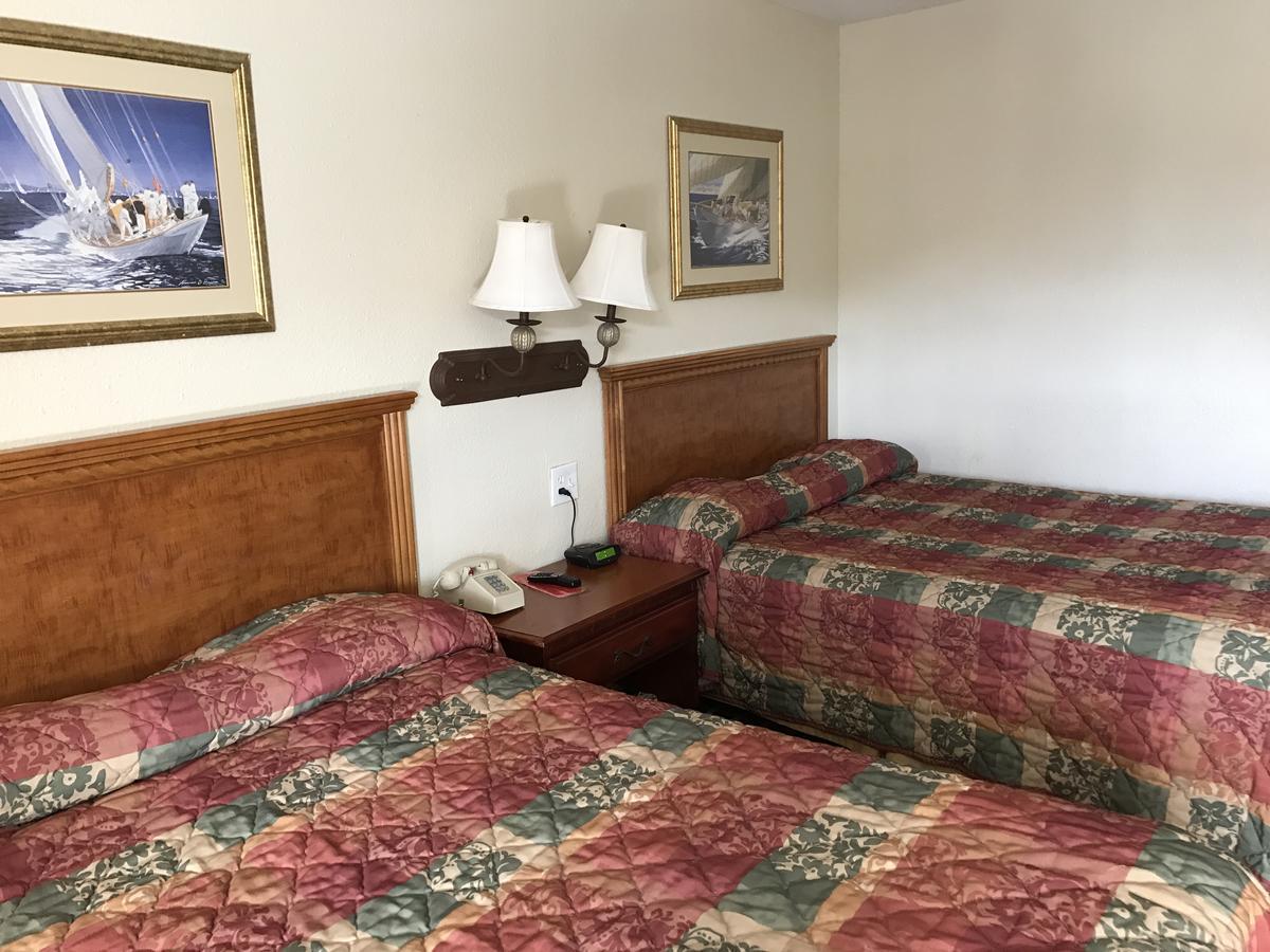 Millville Motorsports Inn And Suites Zimmer foto