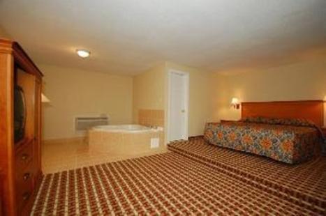 Millville Motorsports Inn And Suites Zimmer foto